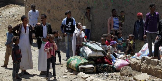 نتيجة بحث الصور عن موظف طرد من بيته بسبب الايجار في اليمن